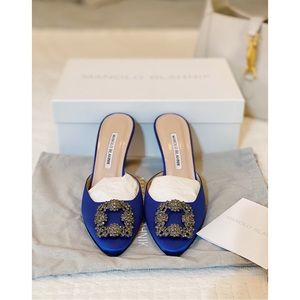 Manila Blahnik Hangisimu Blue satin Jewel Buckle Mules